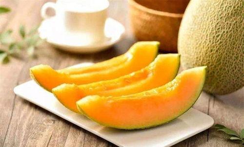 初四吃蜜瓜,甜蜜开启新年好运